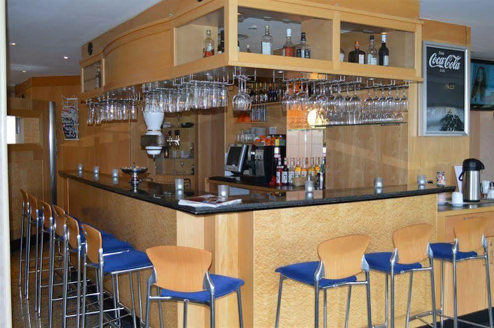 汉诺威温德姆华美达酒店 拉岑 外观 照片